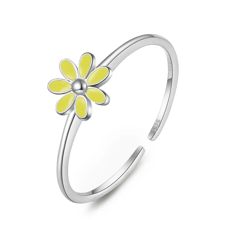 Aretes Flor Esmaltada con Rosca
