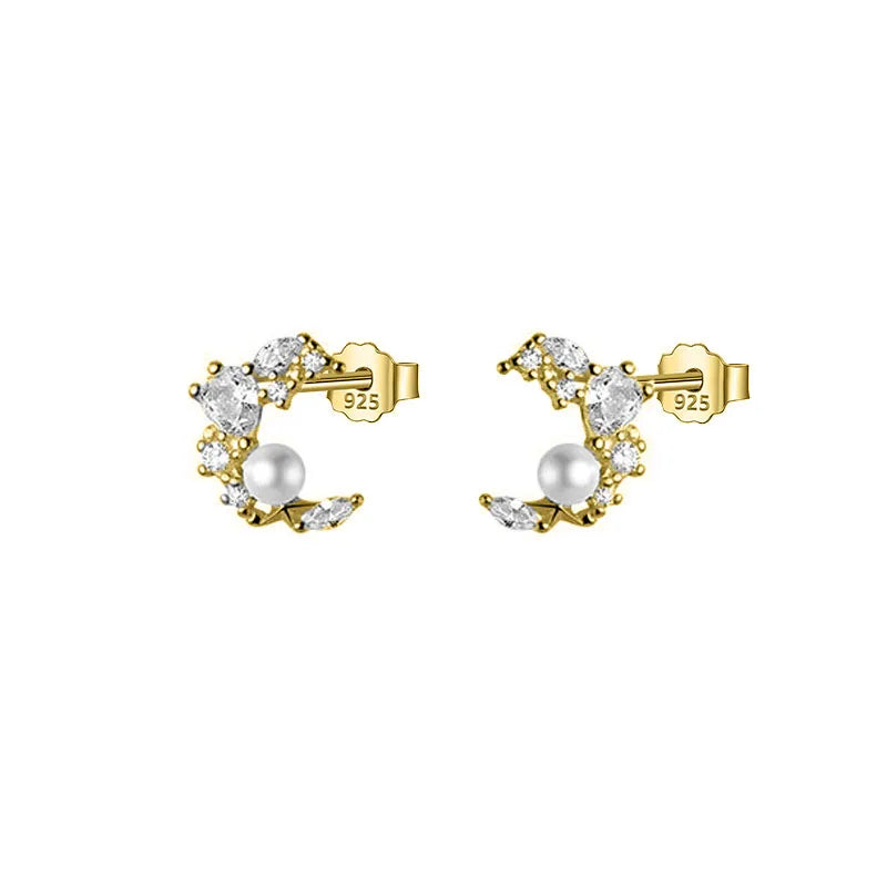 Aretes Luna con Perla Sintética y Zirconia
