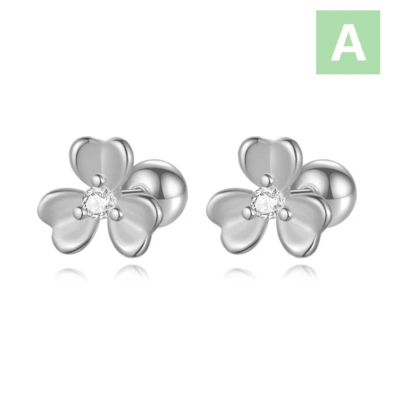 Aretes Flores Deslumbrantes con Zirconias