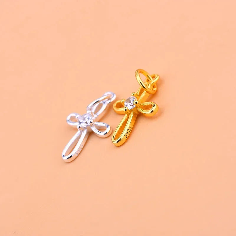 Dije Cruz Calada con Zirconia
