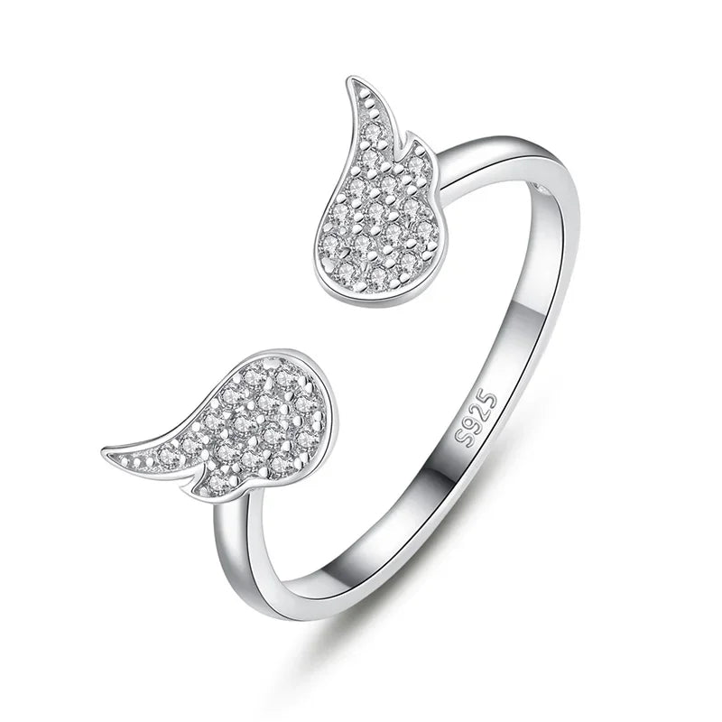 Anillo Luna y Estrella con Zirconias en Varios Diseños