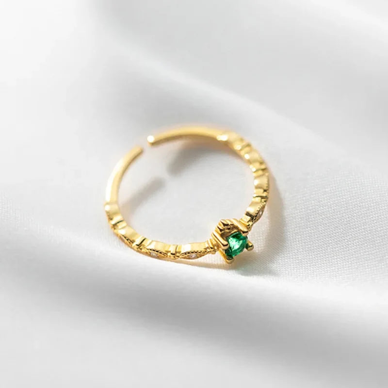 Anillo Abierto con Zirconia Verde