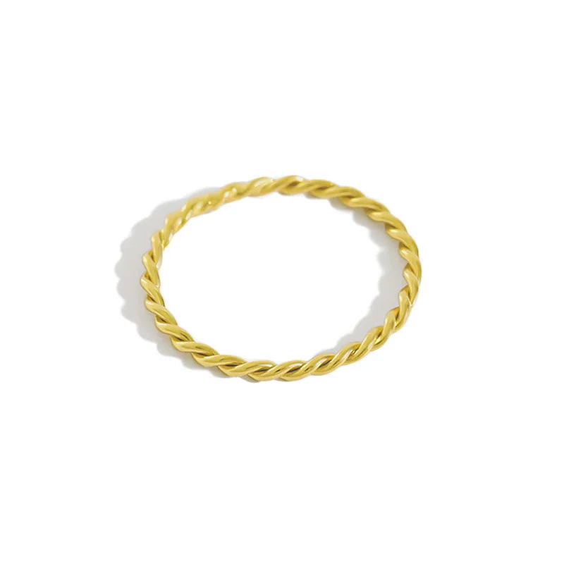 Anillo Torcido Minimalista