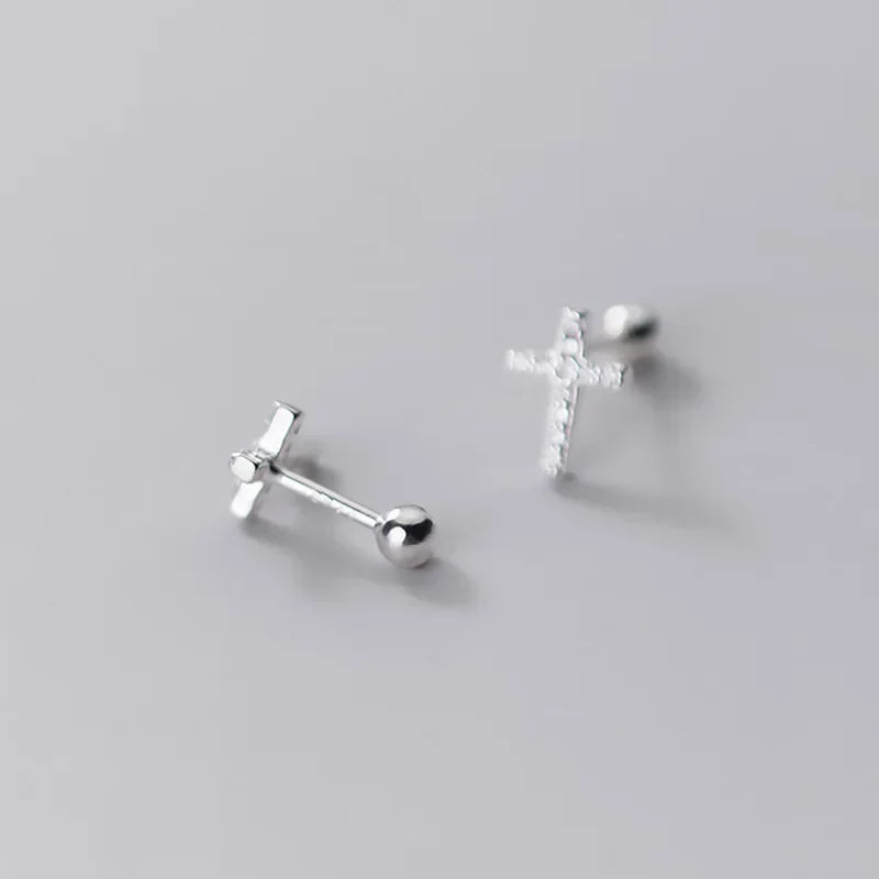 Aretes Cruz con Zirconias y Cierre de Rosca