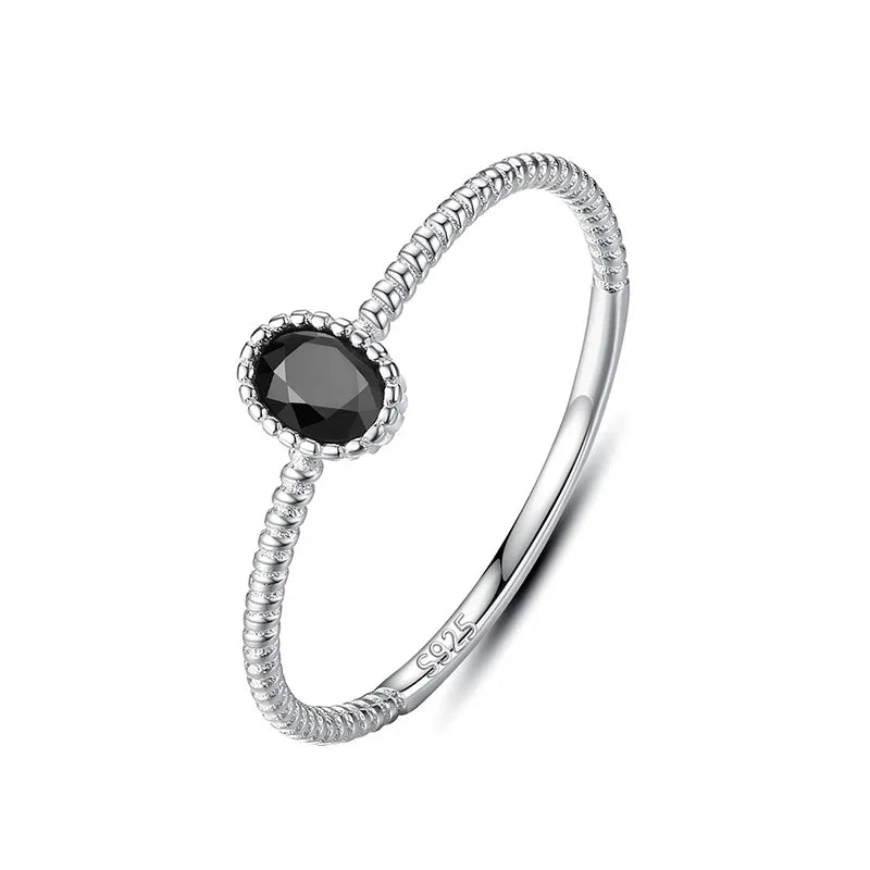 Anillo con Zirconias Negras o Rosas