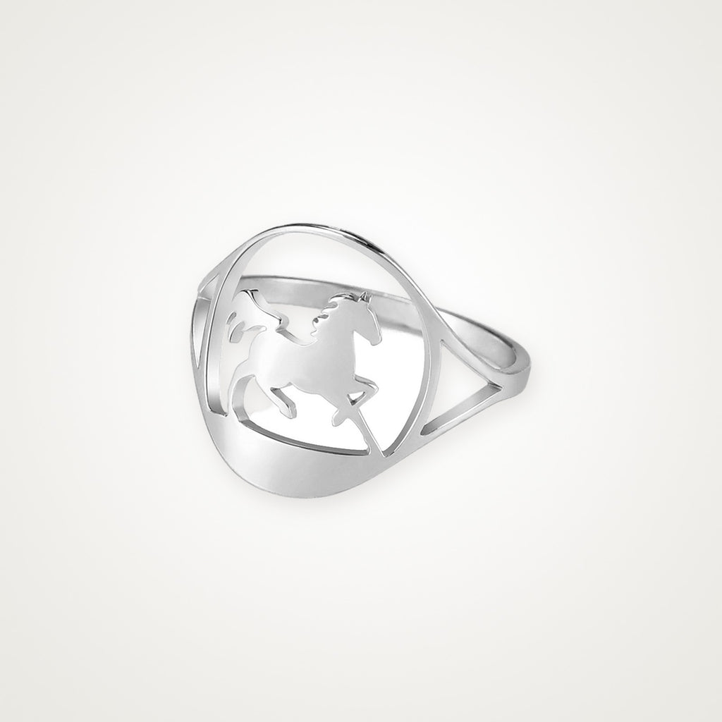Anillo Caballo en el aro plateado