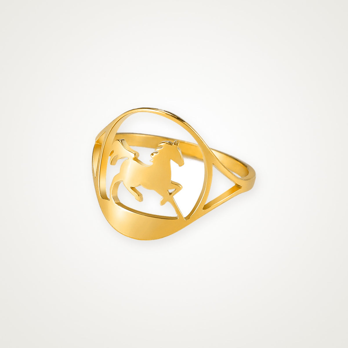 Anillo Caballo en el aro dorado