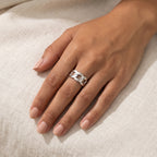 Anillo Cadena gruesa plateado puesto