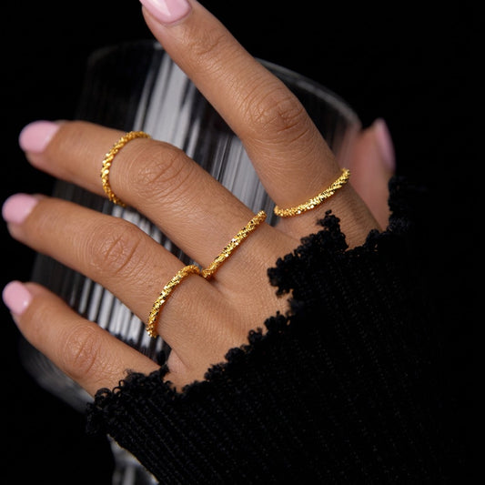 Anillo con Dije Flor de Nube