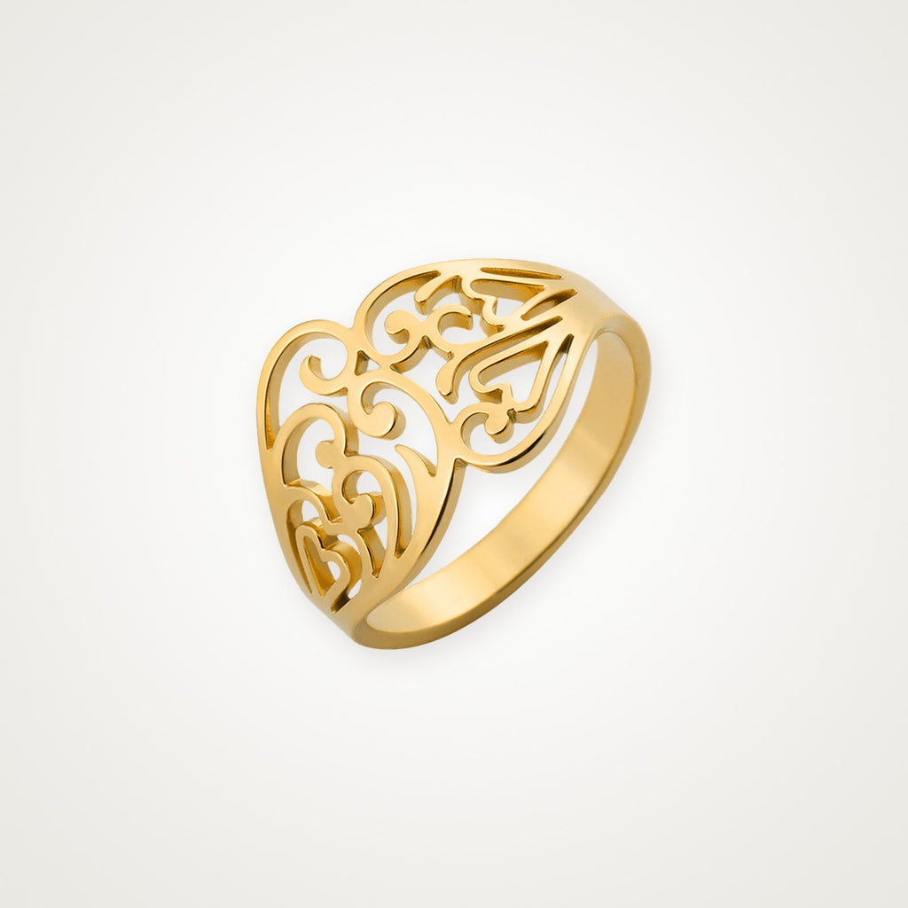 Anillo Corazón de filigrana dorado