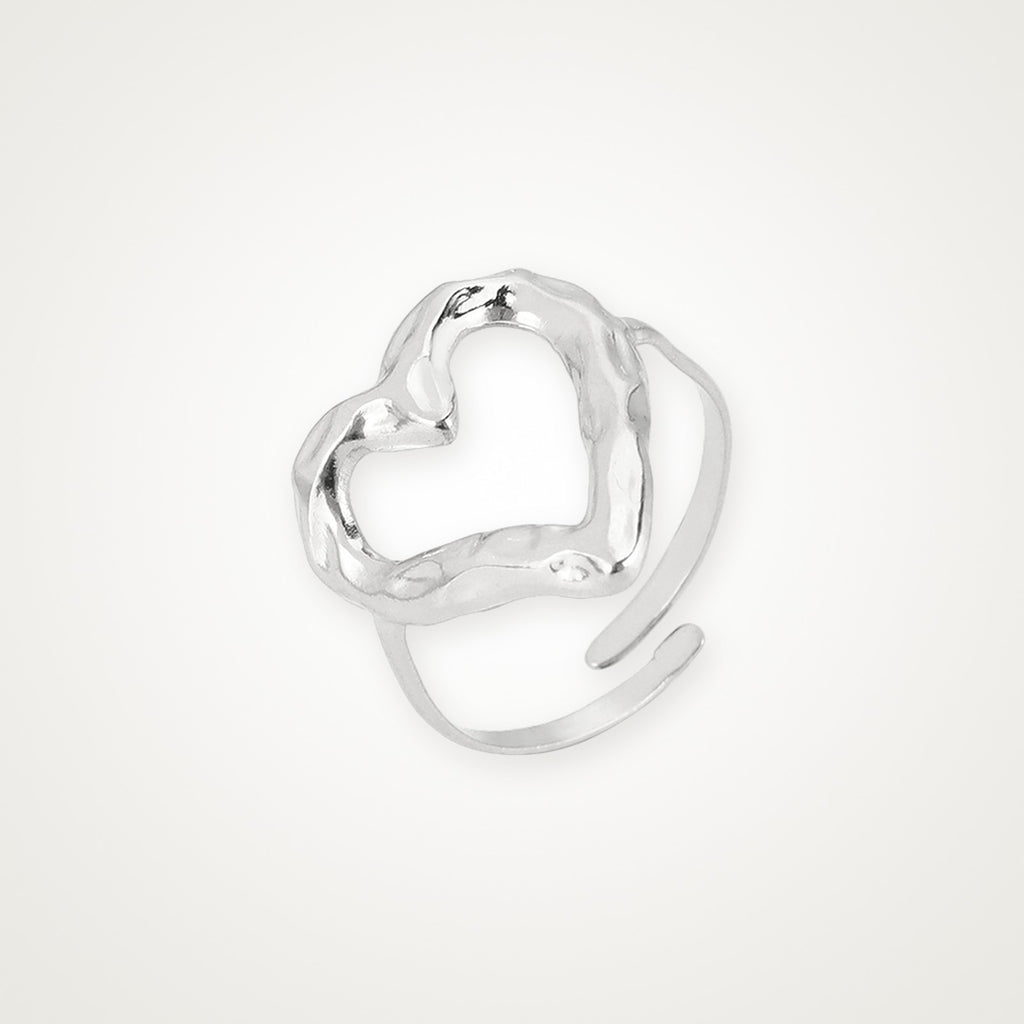 Anillo Corazón martillado plateado