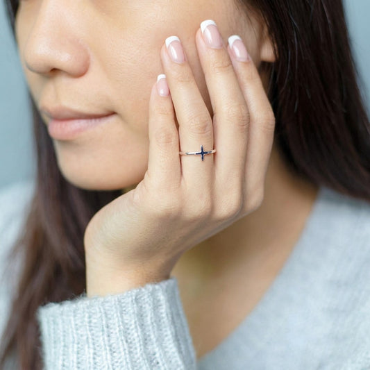 Anillo Cruz Ajustable