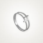 Anillo Cruz de lado plateado