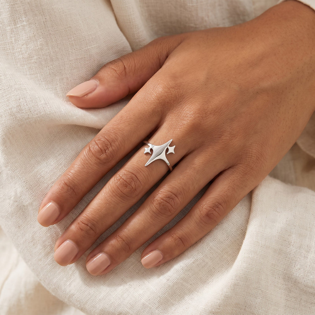 Anillo Destello plateado puesto