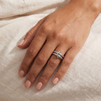 Anillo Dos aros plateado puesto