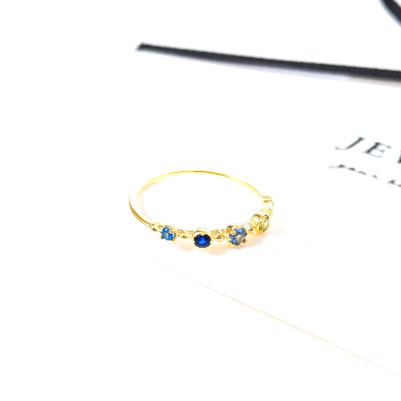 Anillo Elegante con Zirconias de Colores