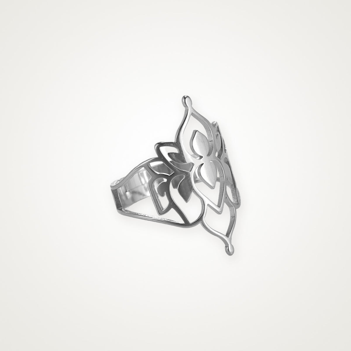 Anillo Flor de loto plateado