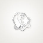 Anillo Flor de nacimiento plateado