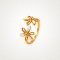Anillo Flores blancas dorado