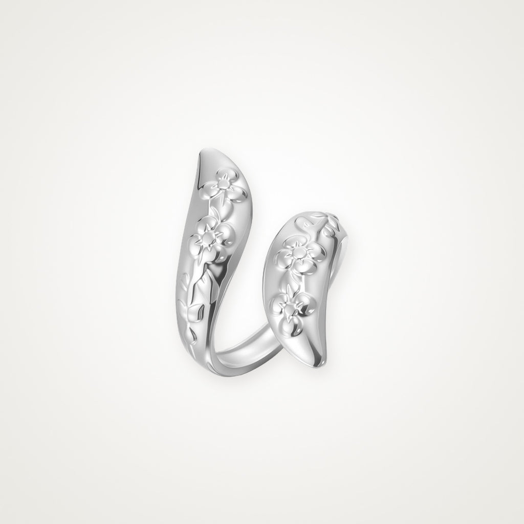 Anillo Hojas grabadas plateado