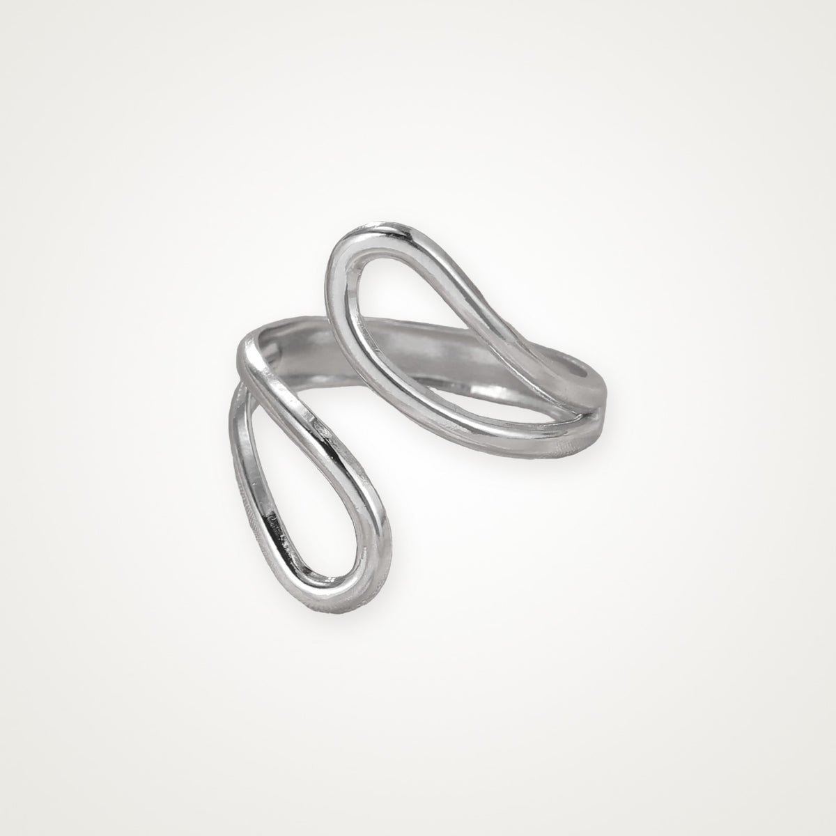 Anillo Lazo ondulado plateado