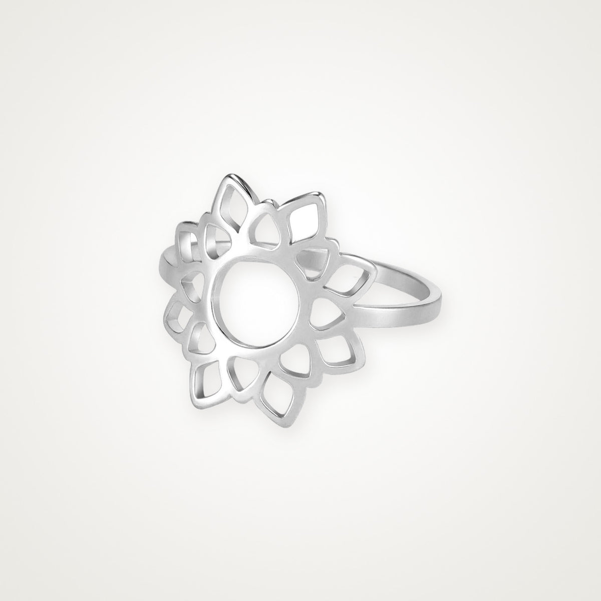 Anillo Loto calado plateado
