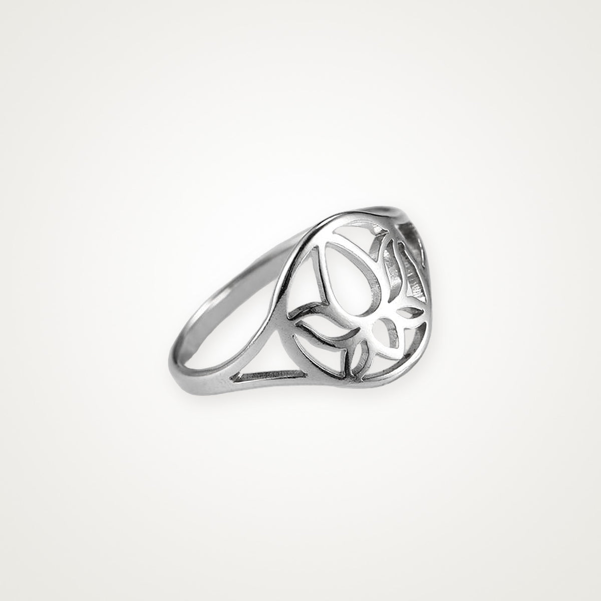 Anillo Loto en el aro plateado