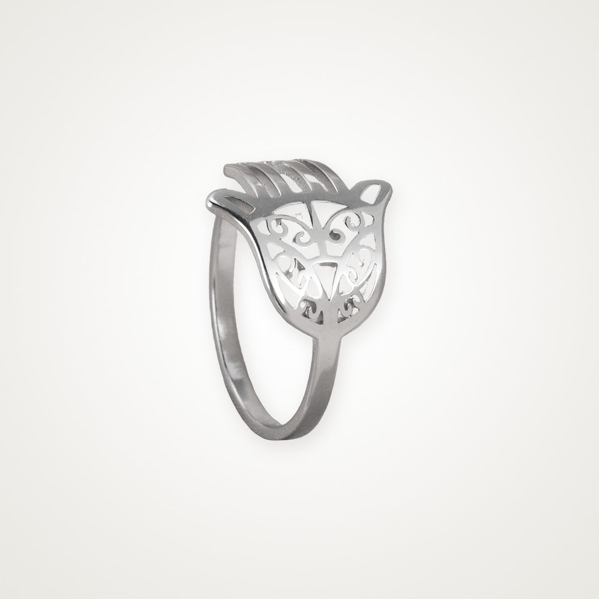Anillo Mano de Fátima plateado