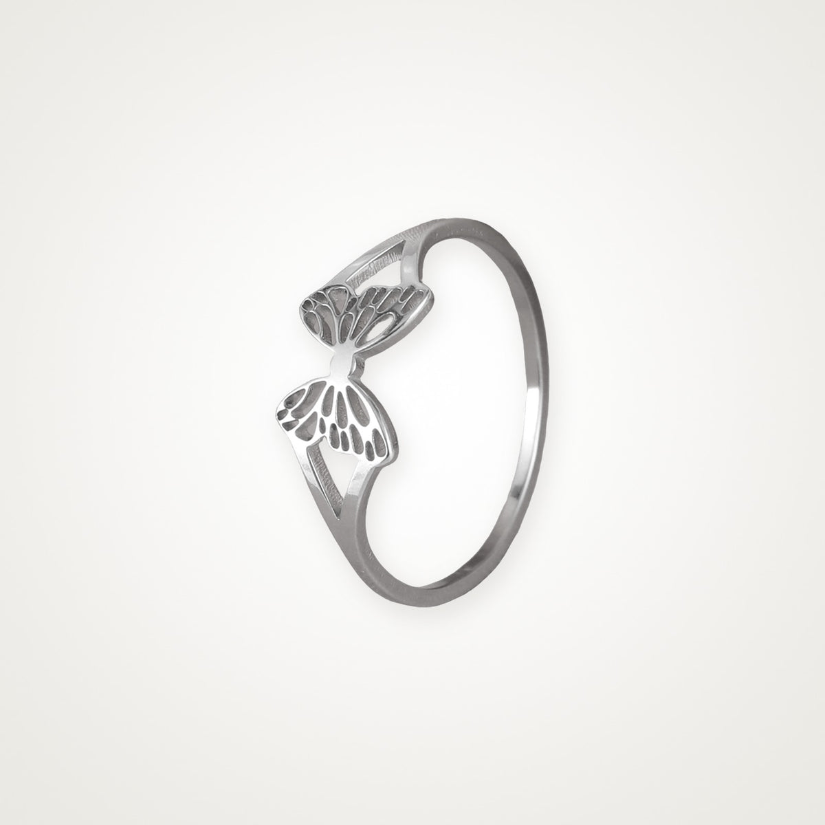 Anillo Mariposa de perfil plateado