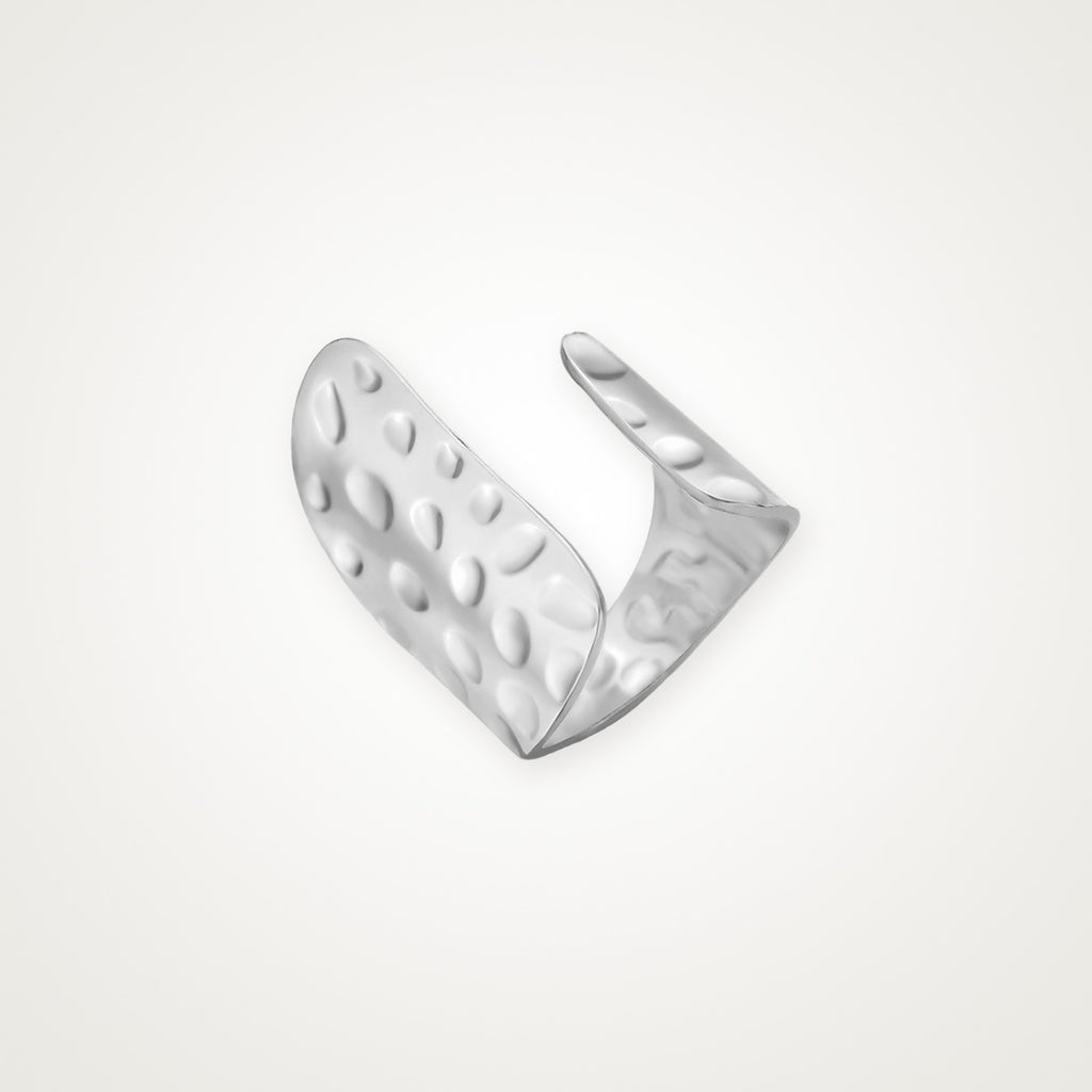 Anillo Ola martillada plateado