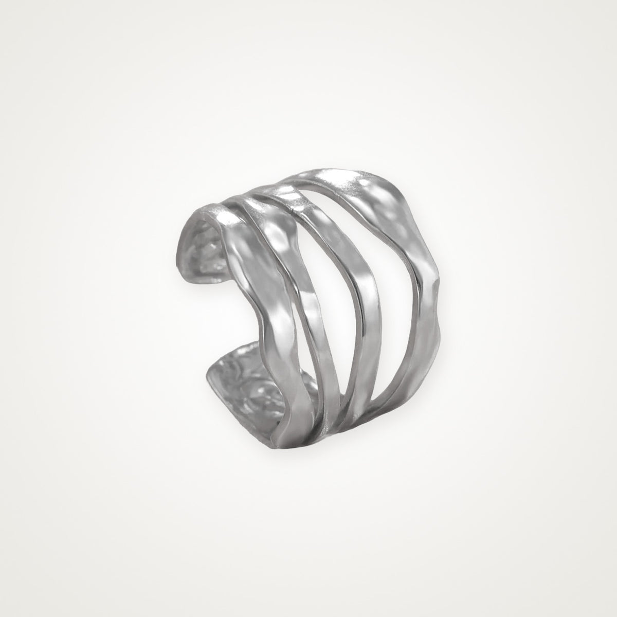 Anillo Ondas martilladas plateado