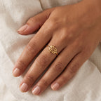 Anillo Tortuga dorado puesto