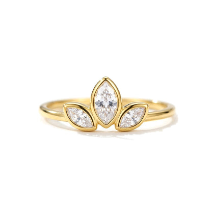 Anillo Trébol con Zirconias