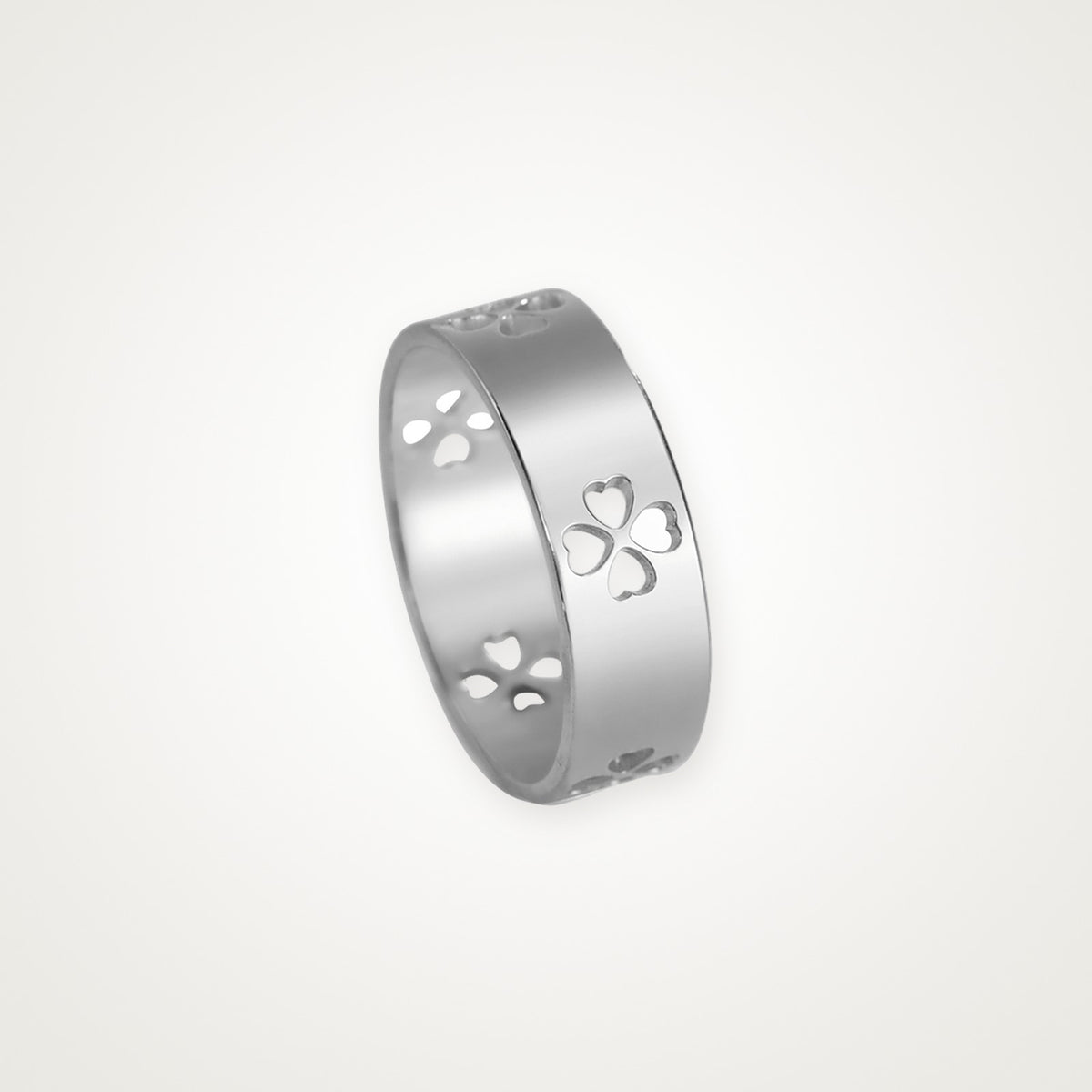 Anillo Tréboles calados plateado