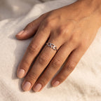 Anillo Tres corazones plateado puesto