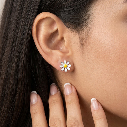 Aretes Asimétricos Abeja y Margarita