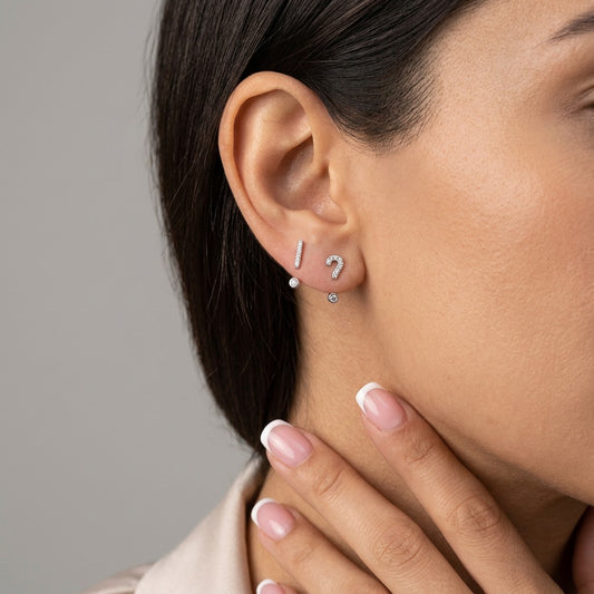 Aretes Asimétricos con Zirconias
