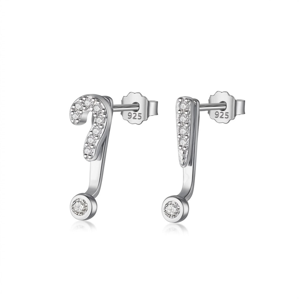 Aretes Asimétricos con Zirconias