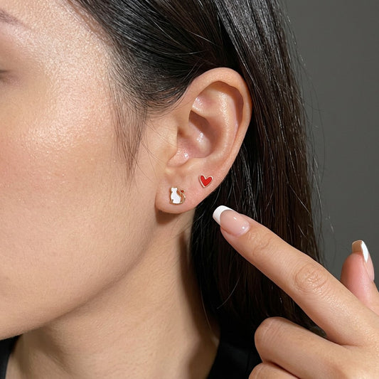 Aretes Asimétricos Gatito y Corazón