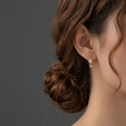 Aretes Asimétricos Llave y Candado