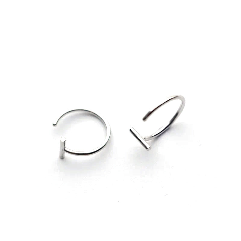 Aretes Barra en Forma de Gancho