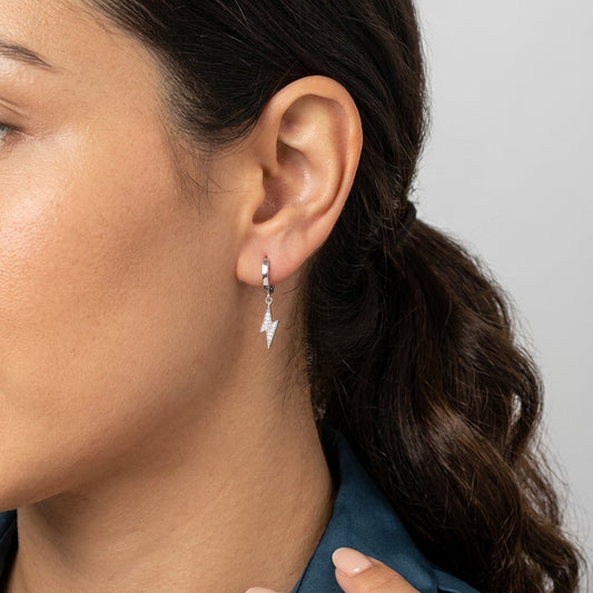 Aretes Colgantes Rayo con Zirconias