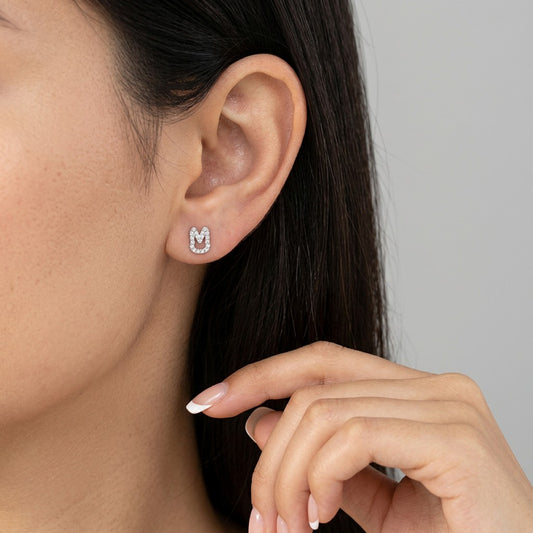 Aretes Conejito Calado con Zirconias