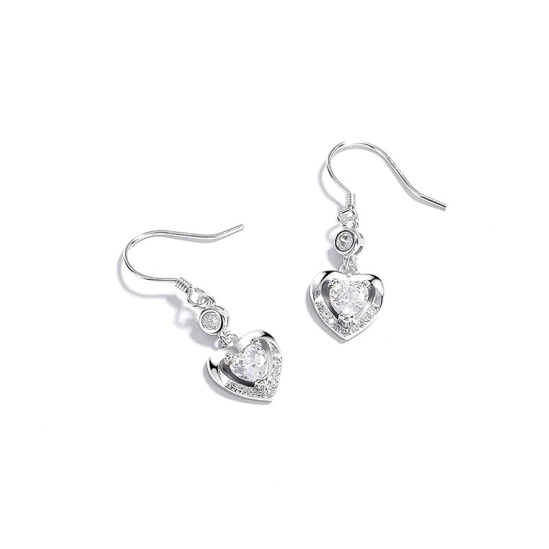 Aretes Corazón Delicado con Zirconias
