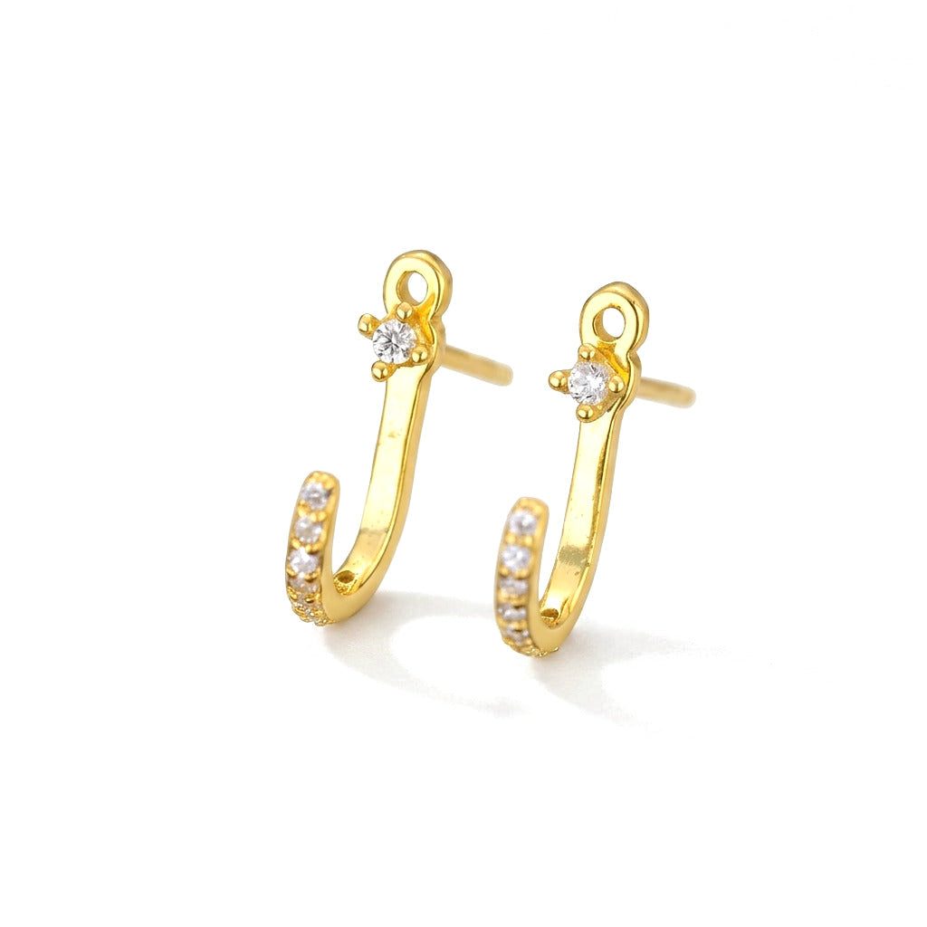 Aretes en Forma de J con Zirconias