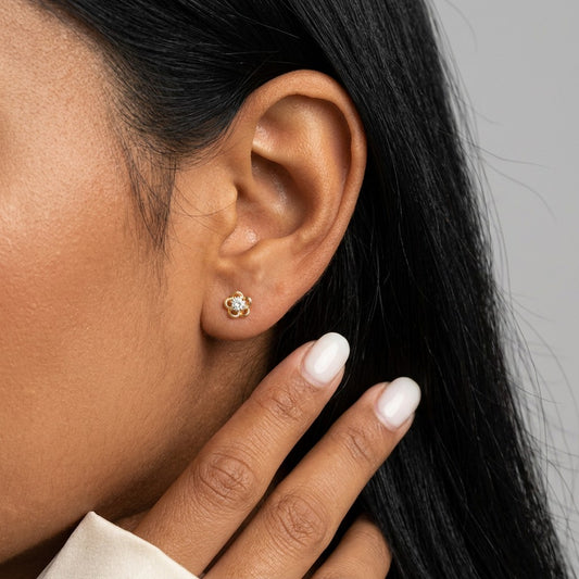 Aretes Flor Calada