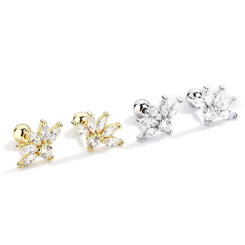 Aretes Flor con Zirconias Transparentes