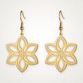 Aretes Flor de seis pétalos dorados
