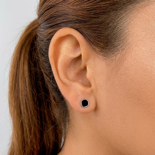 Aretes Geométricos con Esmalte Negro