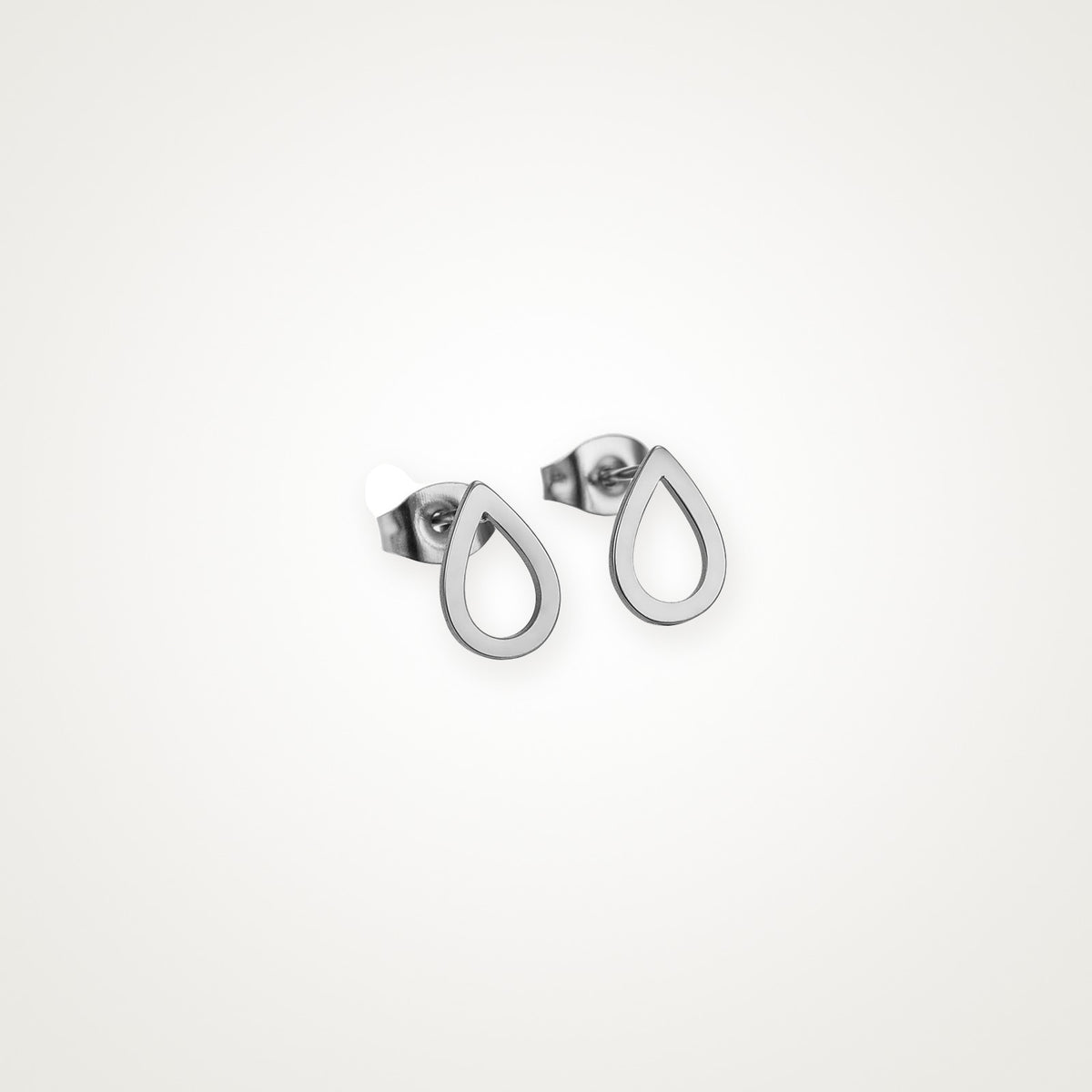 Aretes Gota hueca plateados